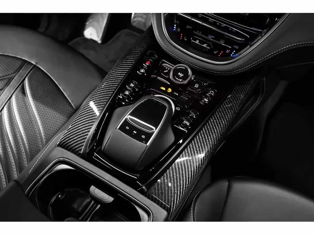 Aston Martin DBX 707 4.0 V8 Bi-Turbo 01/2024-photo-9