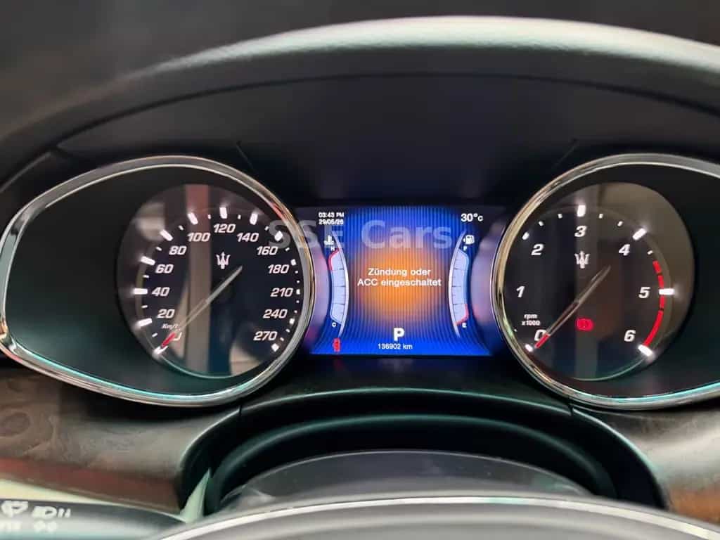 Maserati Quattroporte Diesel 09/2014-photo-18