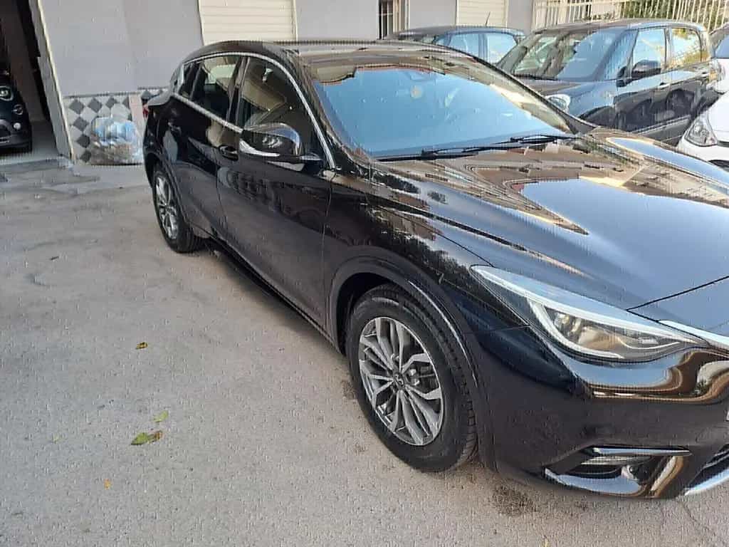 Infiniti Q30 1.5 diesel Premium 07/2017-photo-4
