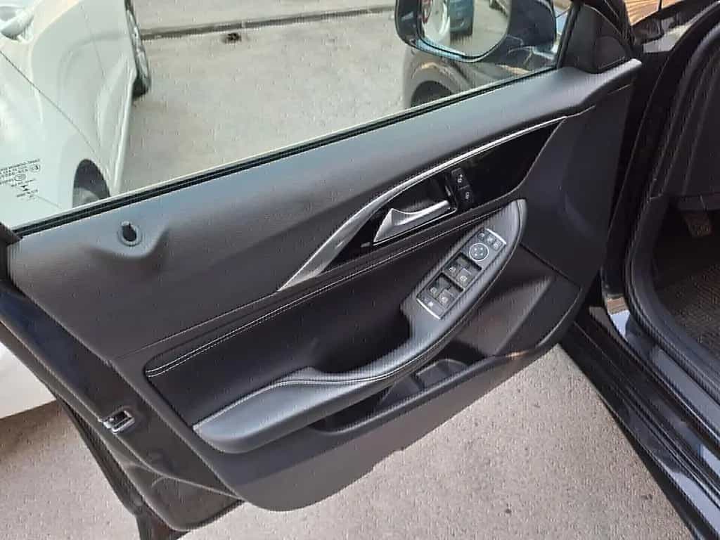 Infiniti Q30 1.5 diesel Premium 07/2017-photo-8