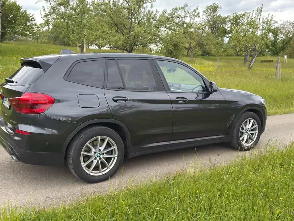 BMW X3 xDrive30i|HUD|StandHZ|Pano|TÜV+Service 05/2019-photo-3