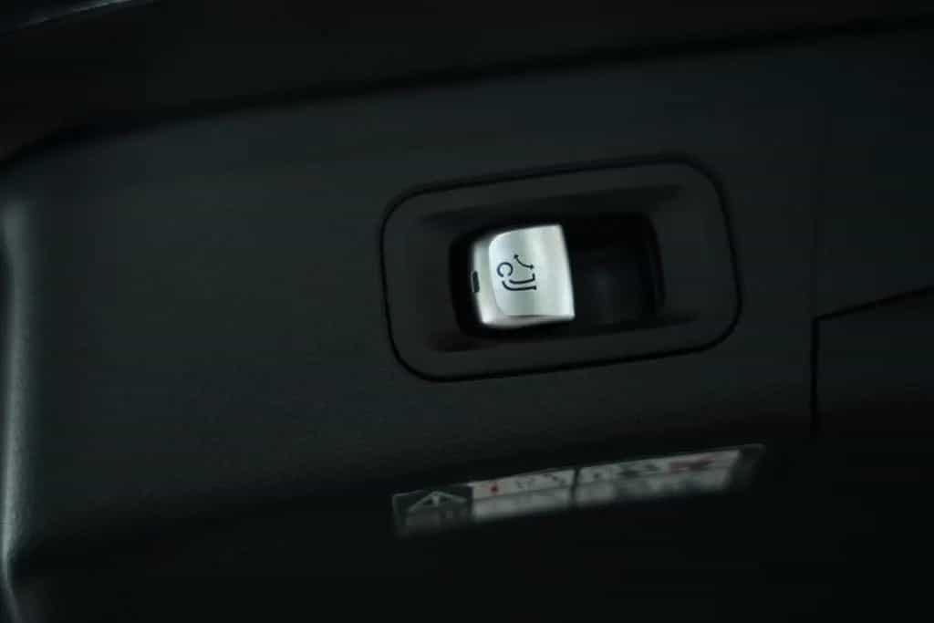 Mercedes-Benz C 220 d T Avantagarde *2.H *Wide*Leder*Pano*AHK 10/2021-photo-21