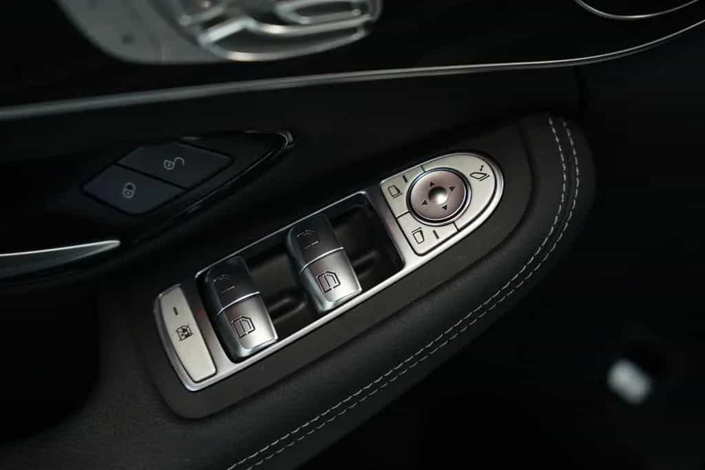 Mercedes-Benz C 220 d T Avantagarde *2.H *Wide*Leder*Pano*AHK 10/2021-photo-27