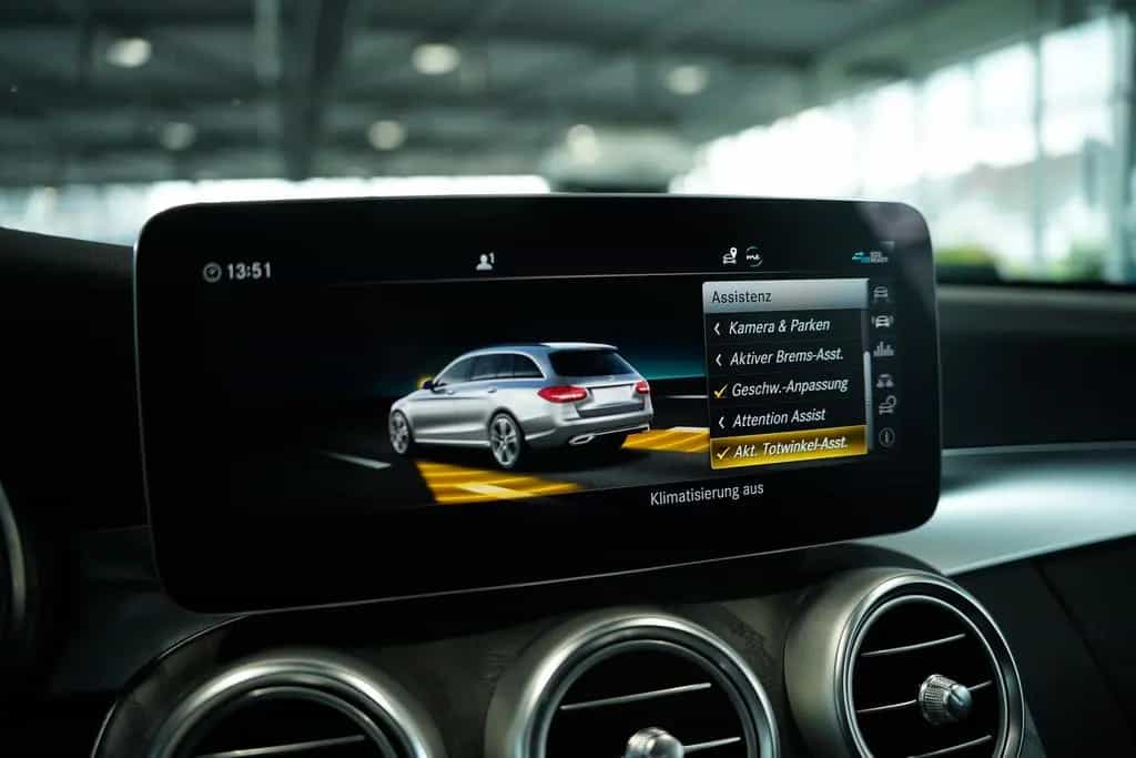 Mercedes-Benz C 220 d T Avantagarde *2.H *Wide*Leder*Pano*AHK 10/2021-photo-39