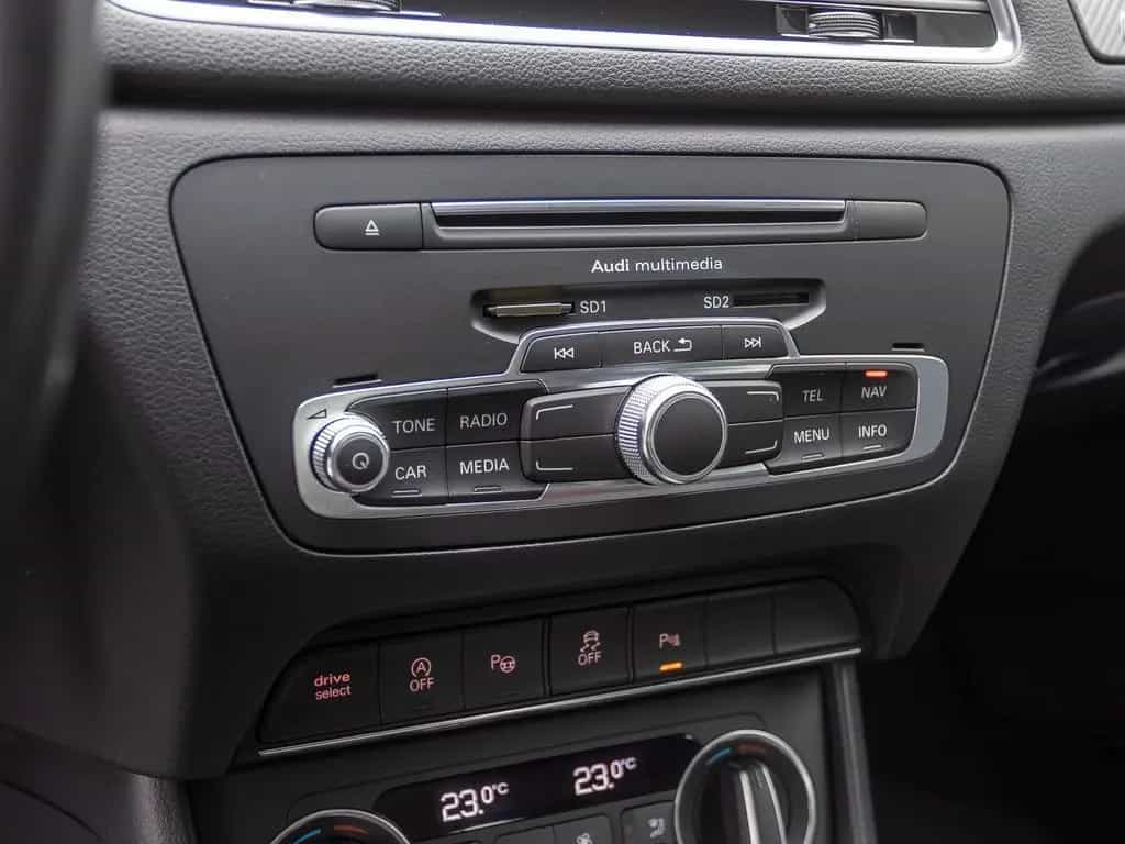 Audi Q3 Design 2.0TFSI qu Stronic Navi LED EPH GRA 05/2018-photo-20