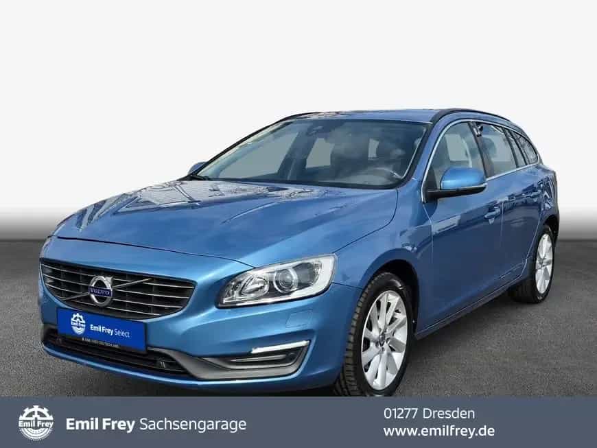 Volvo V60 T3 Momentum 10/2016-photo-0