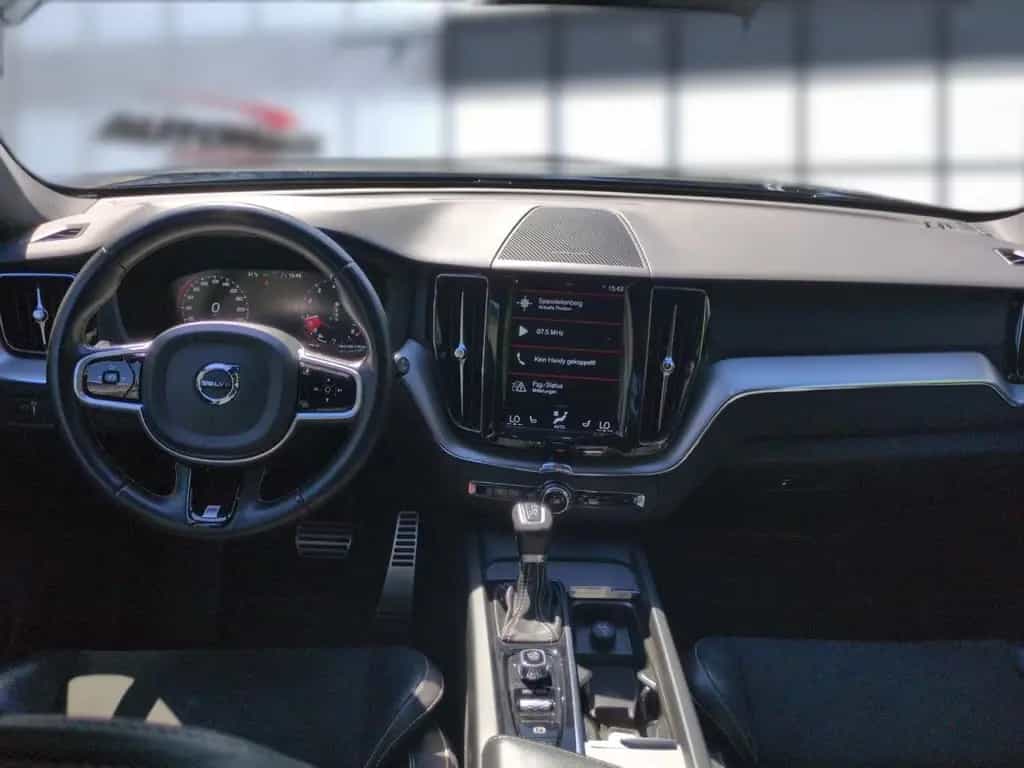 Volvo XC60 T4 R-Design 2WD Automatik Bluetooth Navi 05/2019-photo-20