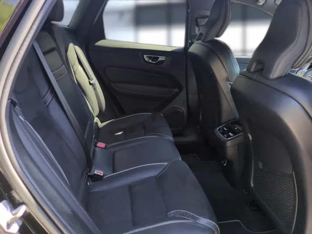 Volvo XC60 T4 R-Design 2WD Automatik Bluetooth Navi 05/2019-photo-21