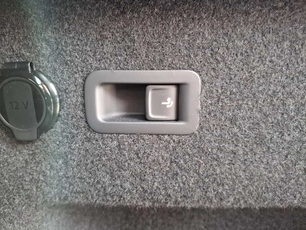 Skoda Kodiaq 2.0 TSI Sportline 09/2025-photo-13