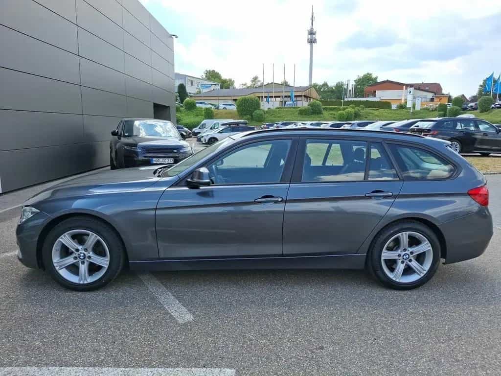BMW 320 i Touring Advantage Sitzheizung, PDC, Fernlic 04/2019-photo-12