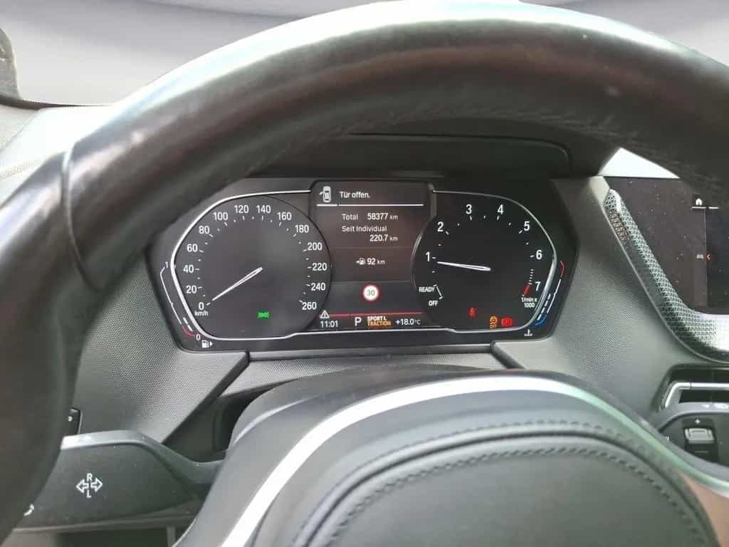BMW 118 i M Sport NAVI Komfortzugang Sportsitze 04/2021-photo-8