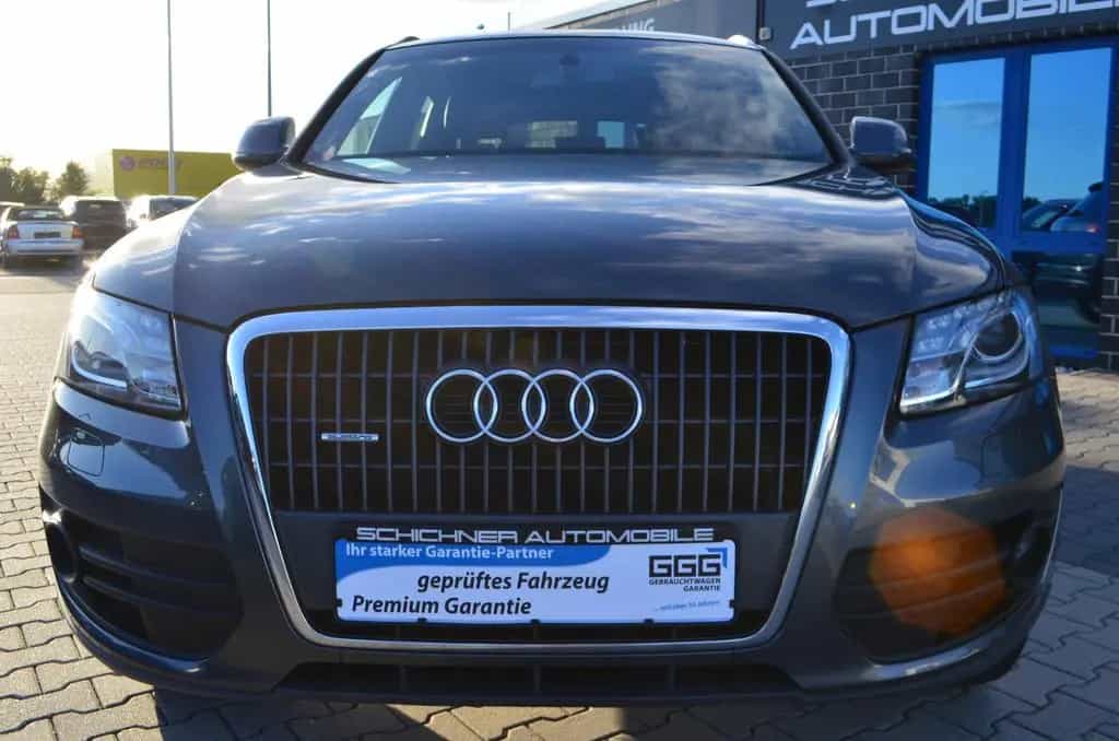 Audi Q5 2.0 TFSI  quattro 3x S-LINE NAVI BI XENON 03/2012-photo-1