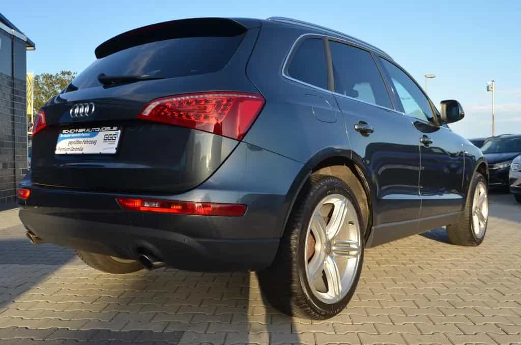 Audi Q5 2.0 TFSI  quattro 3x S-LINE NAVI BI XENON 03/2012-photo-5