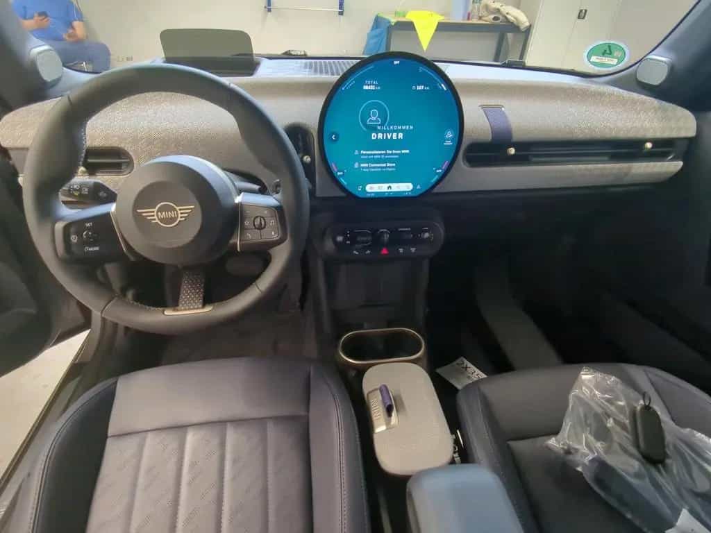 MINI Cooper Cabrio Cooper C Cabrio 05/2025-photo-21