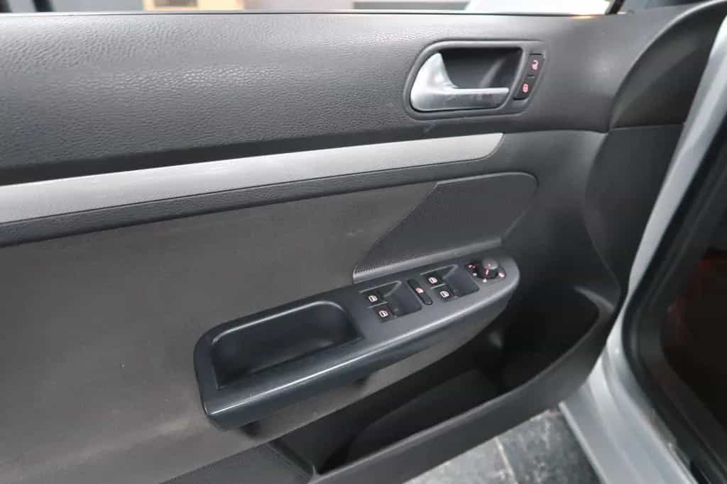 Volkswagen Golf VI Variant Match*Carplay*Shz*Pano*DSG*TÜV 10/2012-photo-11