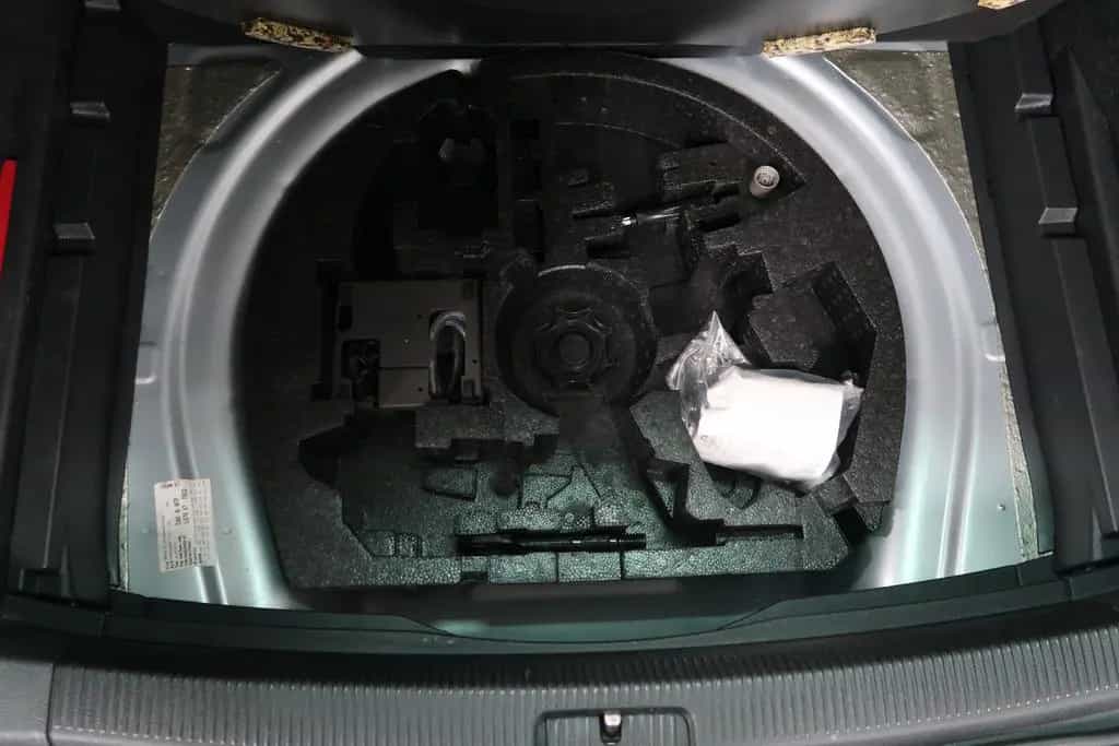 Volkswagen Golf VI Variant Match*Carplay*Shz*Pano*DSG*TÜV 10/2012-photo-27