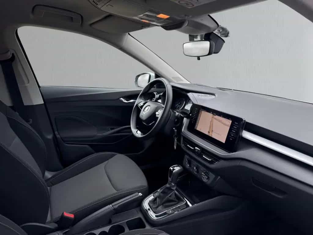 Skoda Fabia 1.0 TSI DSG Ambition Navi Tempo SHZ PDC 06/2022-photo-12