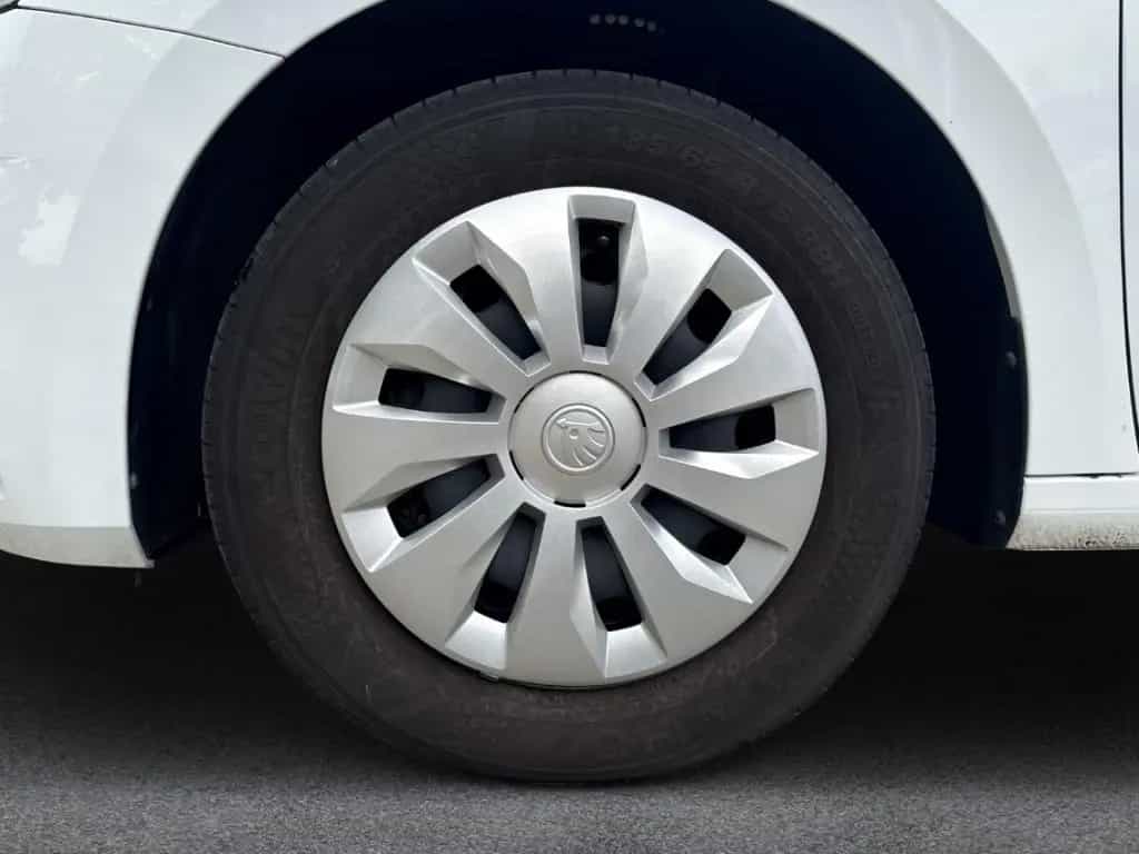 Skoda Fabia 1.0 TSI DSG Ambition Navi Tempo SHZ PDC 06/2022-photo-13