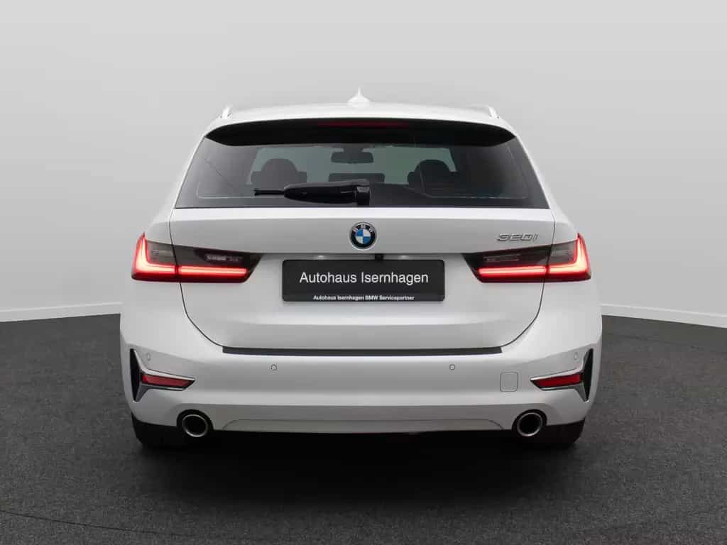 BMW 320 i Luxury Line Laser HUD Panorama Alarm AHK Hi 01/2020-photo-7