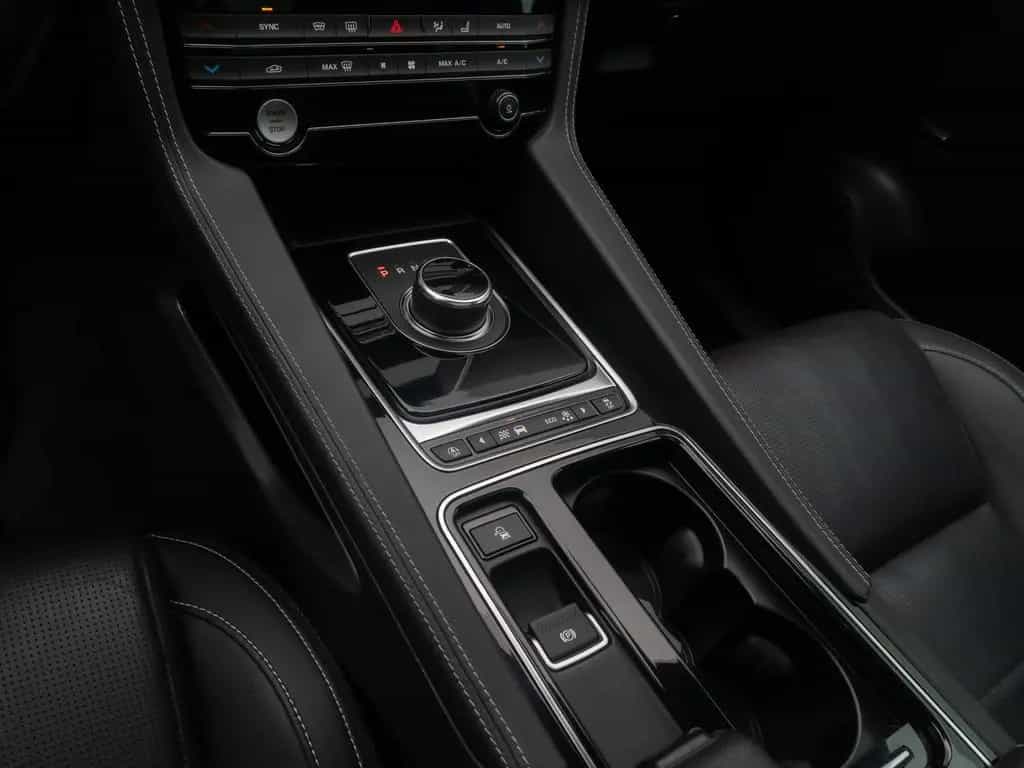 Jaguar F-Pace 30d R-Sport Kamera DigitDisp Meridian 20" 06/2018-photo-21