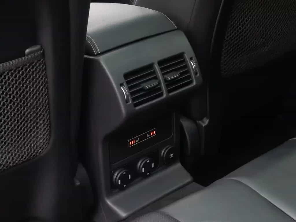 Jaguar F-Pace 30d R-Sport Kamera DigitDisp Meridian 20" 06/2018-photo-28
