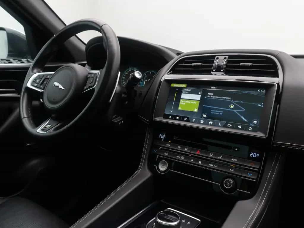 Jaguar F-Pace 30d R-Sport Kamera DigitDisp Meridian 20" 06/2018-photo-36