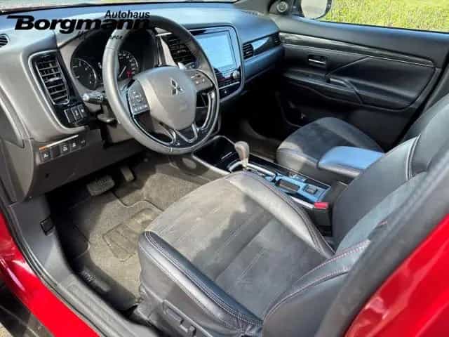 Mitsubishi Outlander Spirit+ 2WD - 7-Sitzer - 360 Grad Kame 11/2021-photo-15