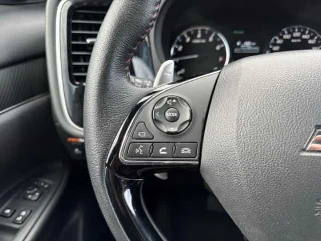 Mitsubishi Outlander Spirit+ 2WD - 7-Sitzer - 360 Grad Kame 11/2021-photo-24