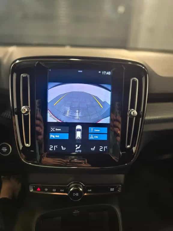 Volvo XC40 Geartronic R Design/ACC/Lane/Totwin./Navi 09/2021-photo-28