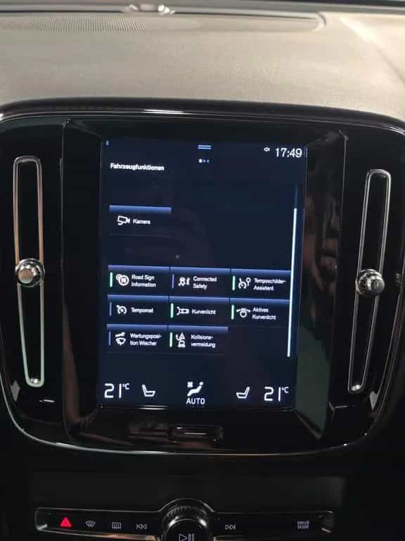 Volvo XC40 Geartronic R Design/ACC/Lane/Totwin./Navi 09/2021-photo-31