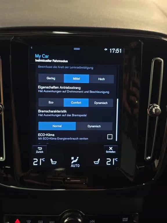 Volvo XC40 Geartronic R Design/ACC/Lane/Totwin./Navi 09/2021-photo-37