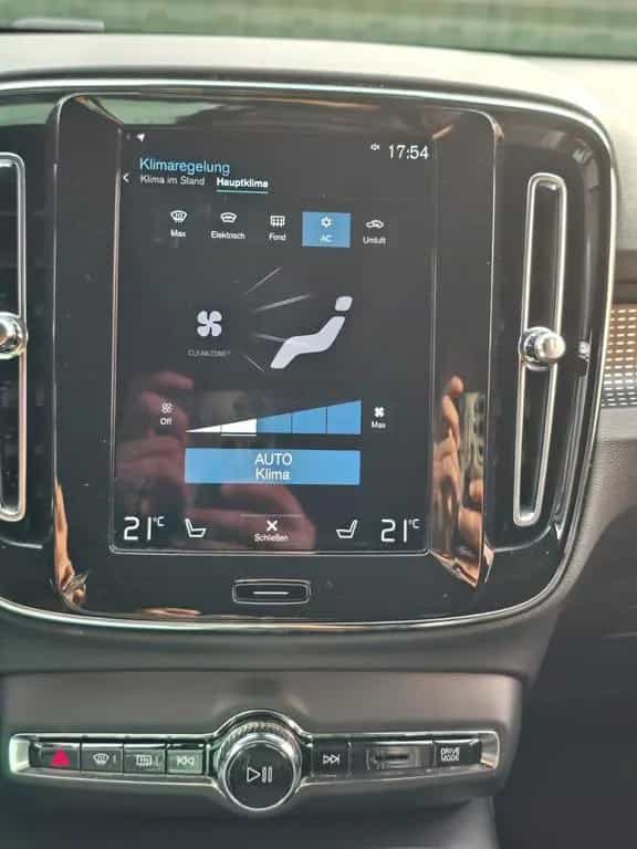 Volvo XC40 Geartronic R Design/ACC/Lane/Totwin./Navi 09/2021-photo-40