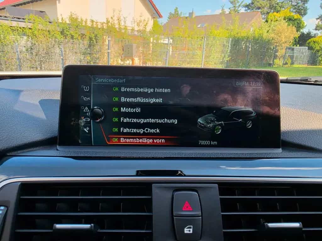 BMW 320 d xDrive Sport Line Pano Prof AHK A-LED HiFi 09/2016-photo-15