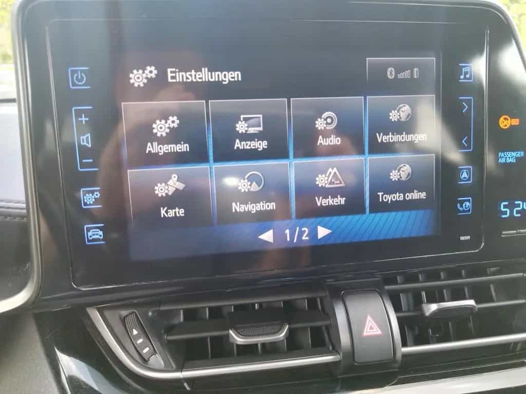 Toyota C-HR Flow+TÜV/NEU+GARANTIE+NAVI+ACC+CAM+SHZ+PDC 02/2018-photo-17