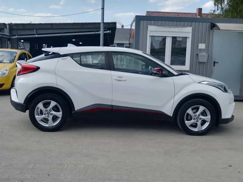 Toyota C-HR Flow+TÜV/NEU+GARANTIE+NAVI+ACC+CAM+SHZ+PDC 02/2018-photo-2