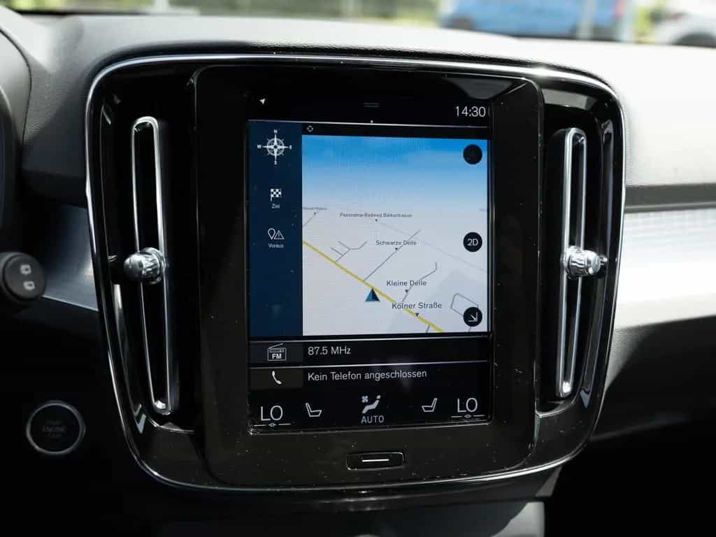 Volvo XC40 B4 Momentum Pro AWD LED W-LAN NAVI KAMERA 07/2021-photo-14