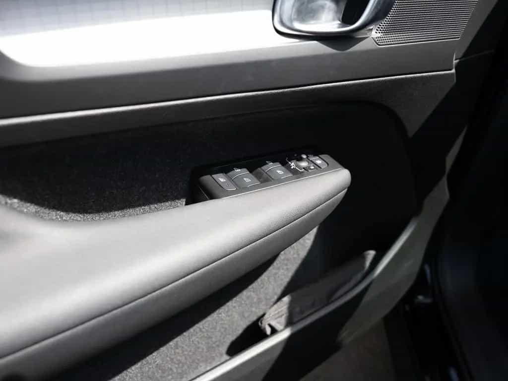 Volvo XC40 B4 Momentum Pro AWD LED W-LAN NAVI KAMERA 07/2021-photo-25