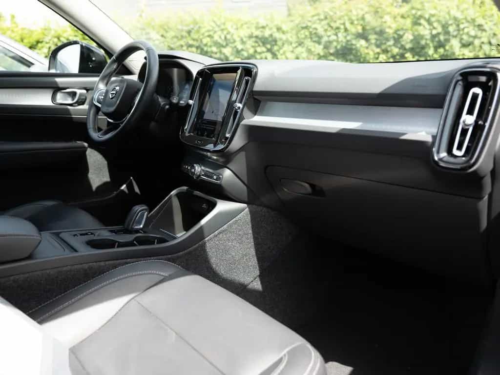 Volvo XC40 B4 Momentum Pro AWD LED W-LAN NAVI KAMERA 07/2021-photo-7
