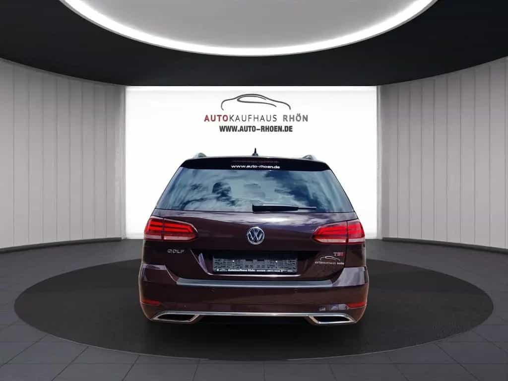 Volkswagen Golf VII 1.5 TSI Highline, ACC, LED, Navi, Std.H 01/2018-photo-5