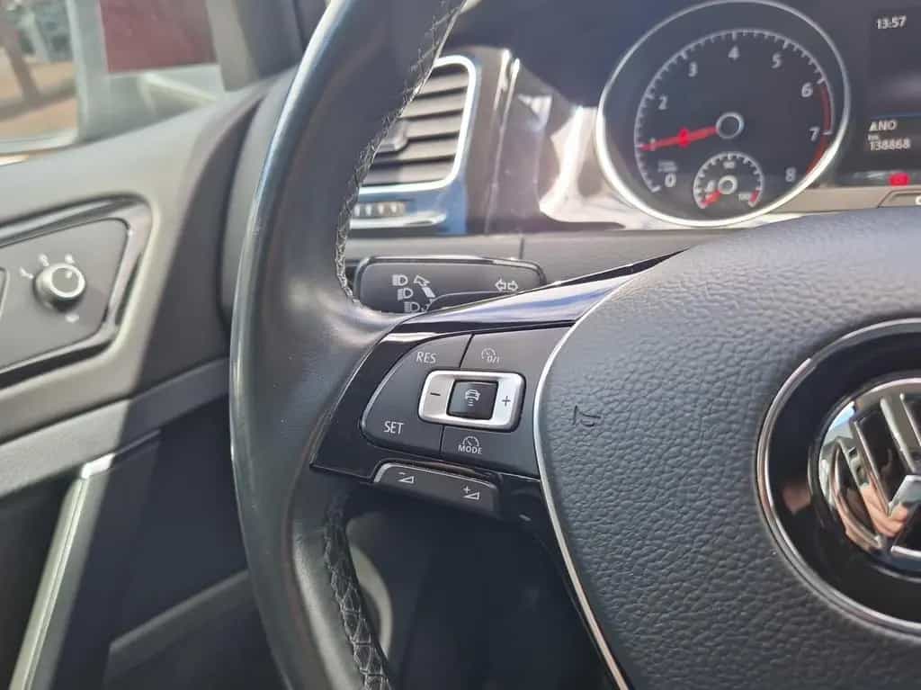 Volkswagen Golf VII 1.5 TSI Highline, ACC, LED, Navi, Std.H 01/2018-photo-8
