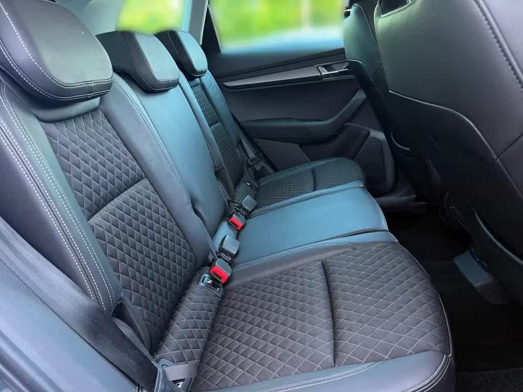 Skoda Karoq 1.5 16V TSI Automatik LED Navi ACC Kamera 06/2019-photo-12