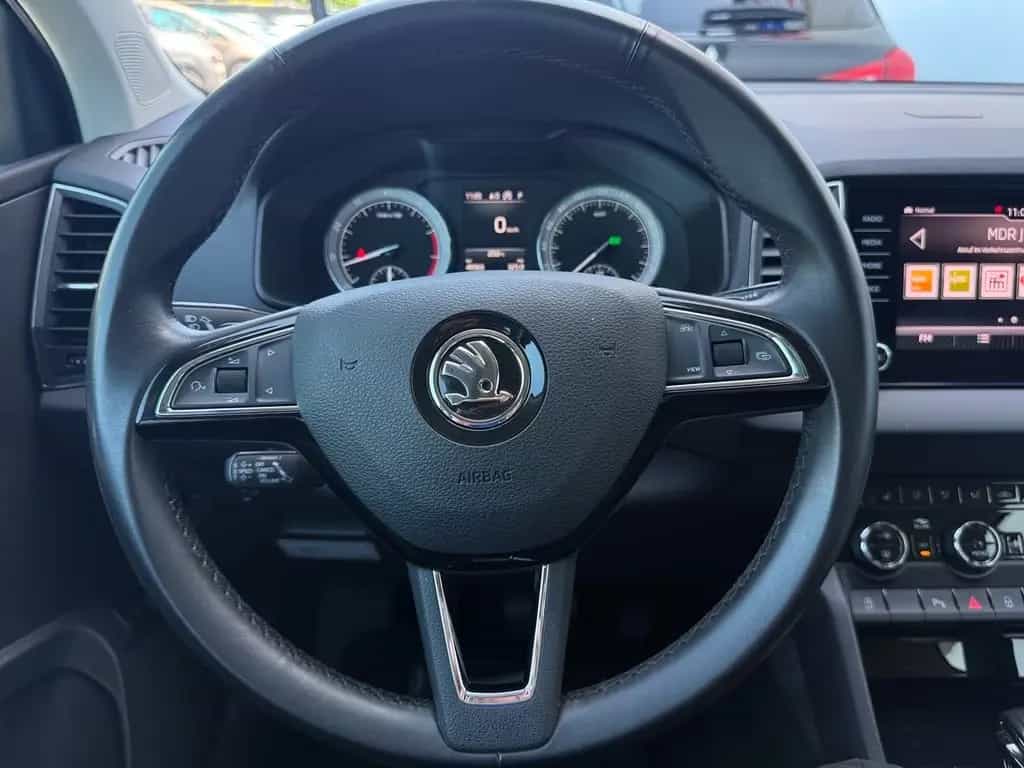 Skoda Karoq 1.5 16V TSI Automatik LED Navi ACC Kamera 06/2019-photo-19