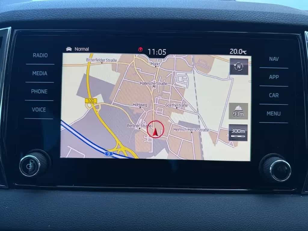 Skoda Karoq 1.5 16V TSI Automatik LED Navi ACC Kamera 06/2019-photo-21
