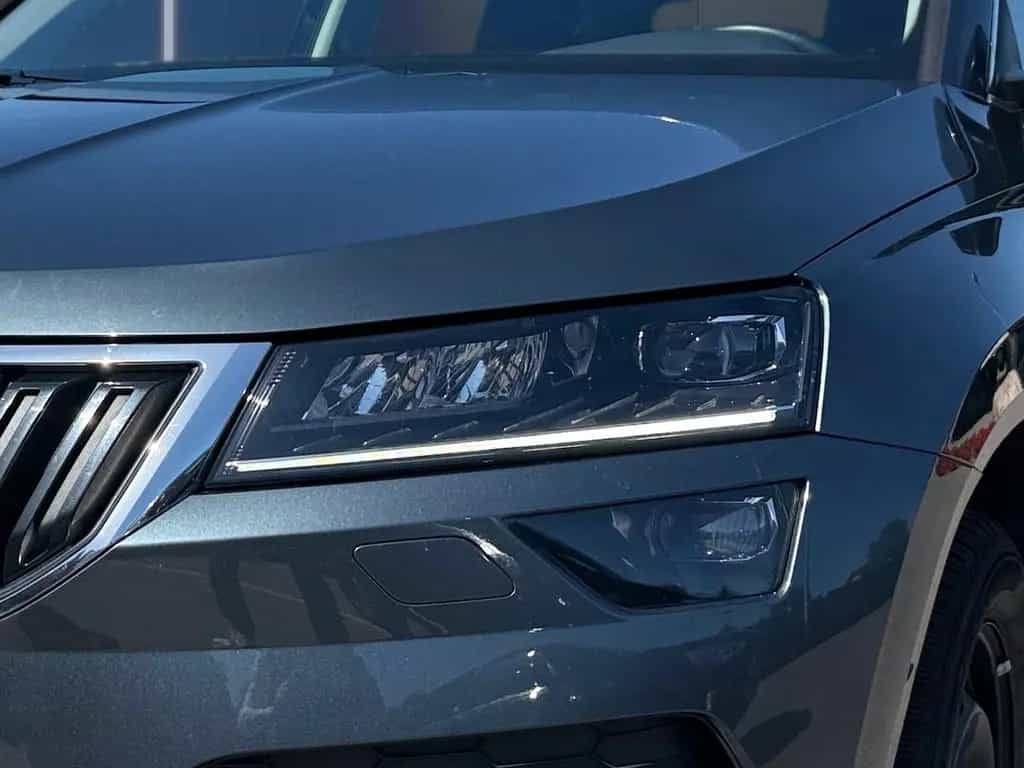 Skoda Karoq 1.5 16V TSI Automatik LED Navi ACC Kamera 06/2019-photo-6