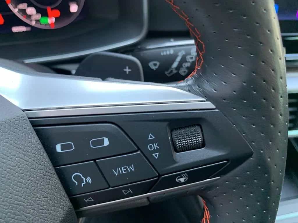 Seat Leon SPORTSTOURER FR 1.5 eTSI LED+KAMERA+AHK+SHZ 07/2022-photo-22