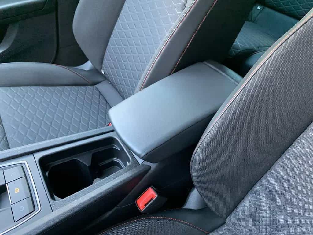 Seat Leon SPORTSTOURER FR 1.5 eTSI LED+KAMERA+AHK+SHZ 07/2022-photo-30
