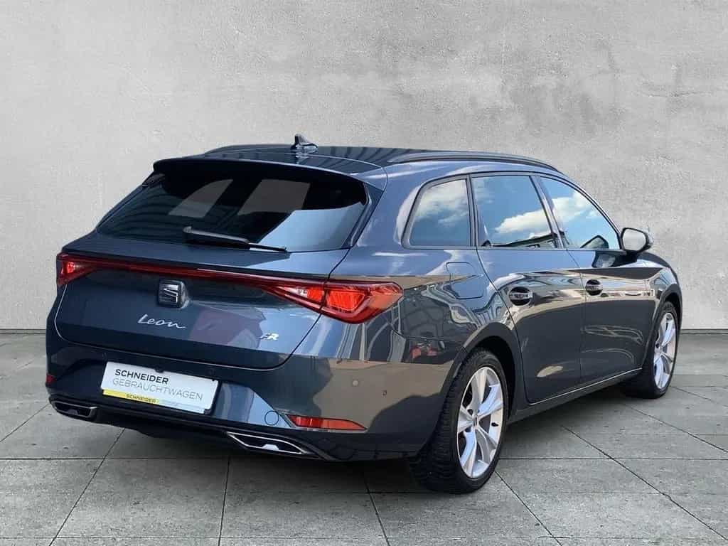 Seat Leon SPORTSTOURER FR 1.5 eTSI LED+KAMERA+AHK+SHZ 07/2022-photo-4