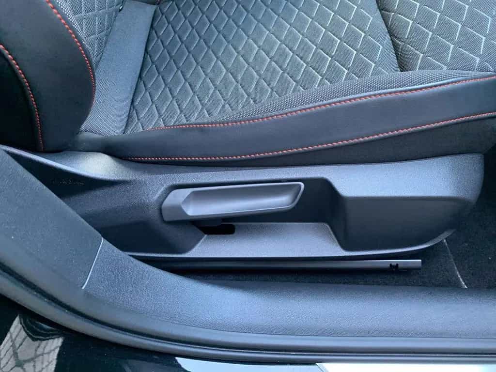 Seat Leon FR 1.0 TSI LED+KAMERA+FULL-LINK+DAB+ISOFIX 02/2022-photo-38