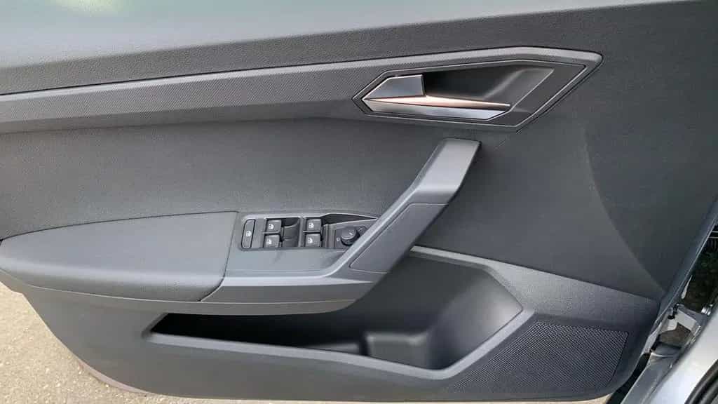 Seat Arona Style Edition 1.0 115 6-Gang +LED+PDC+ACC+ 04/2024-photo-19
