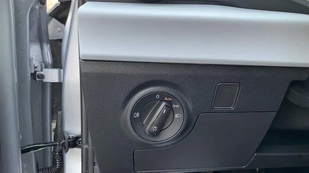 Seat Arona Style Edition 1.0 115 6-Gang +LED+PDC+ACC+ 04/2024-photo-20